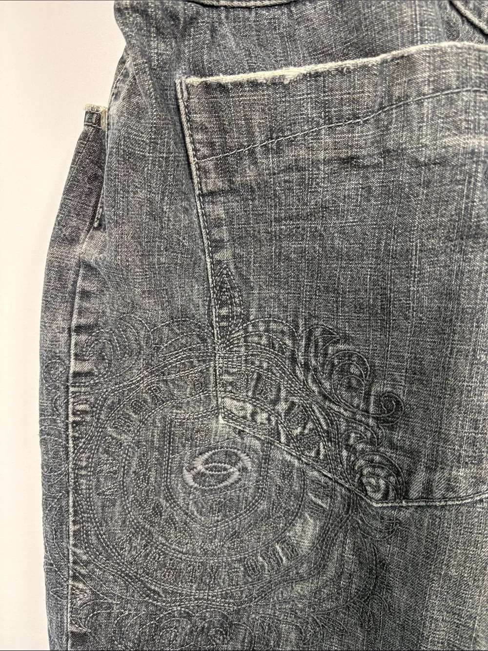 ANCHOR BLUE Vintage Y2K Beyond Baggy Men's Embroidered Shorts size 40